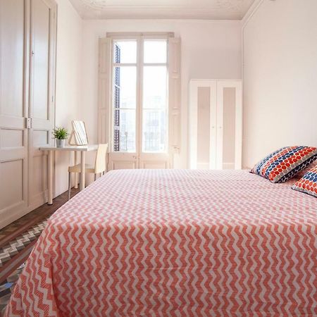 B21-Apartamento Modernista Para Grupos Barcelona Eksteriør billede