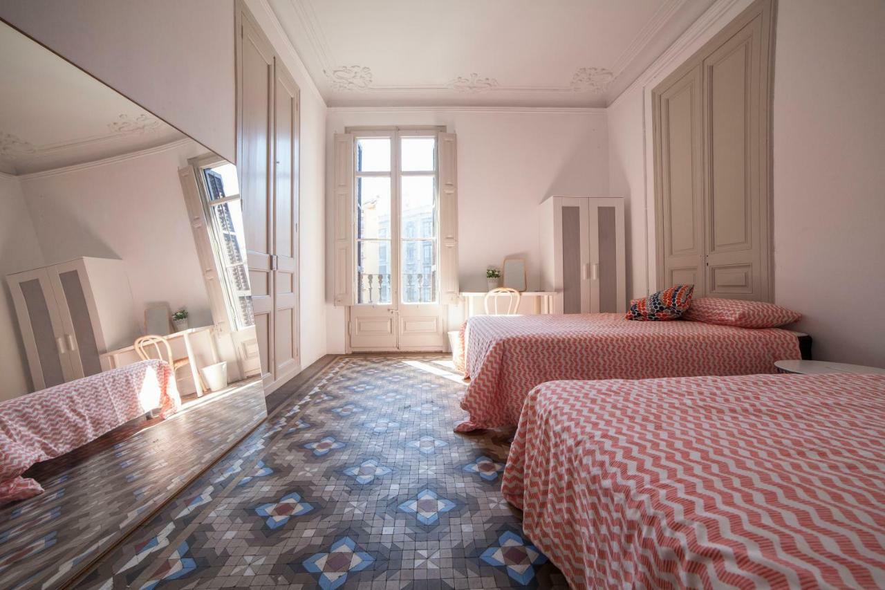 B21-Apartamento Modernista Para Grupos Barcelona Eksteriør billede