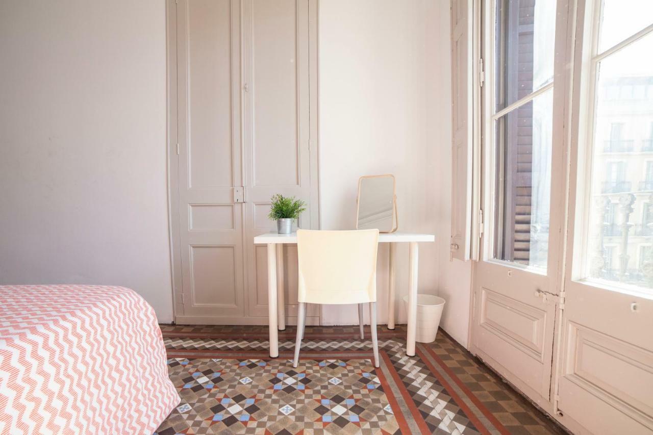 B21-Apartamento Modernista Para Grupos Barcelona Eksteriør billede
